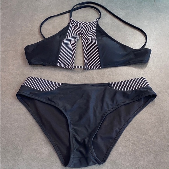 Cupshe Other - Cupshe swimsuit